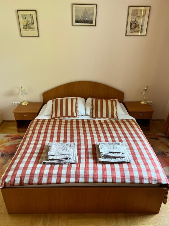 Party Villa Holiday Rent Balatonföldvár 外观 照片